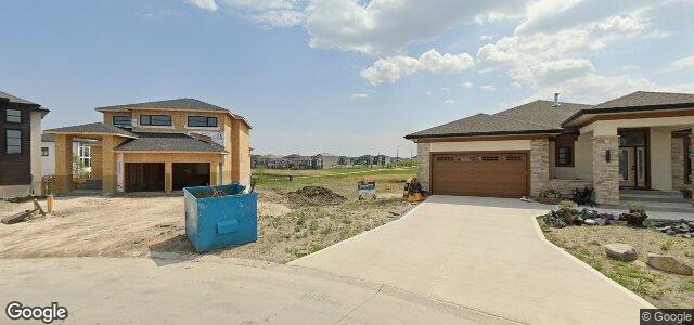 324 Willow Creek Road（加拿大曼尼托巴省温尼伯市）房屋照片