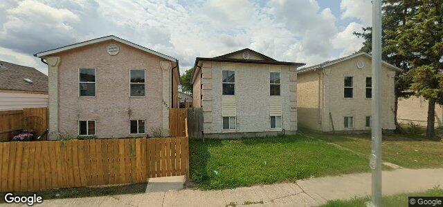 Photo of 1834 Ross Avenue W in Winnipeg, Manitoba