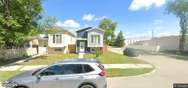 Photo of 1843 Mcdermot Avenue W in Winnipeg, Manitoba