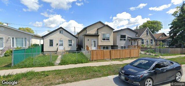 Photo of 1853 Elgin Avenue W in Winnipeg, Manitoba