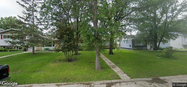 10 Russenholt Street（加拿大曼尼托巴省温尼伯市）房屋照片