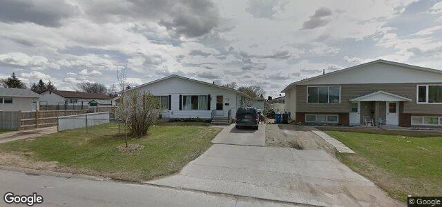 12 Bernadine Crescent（加拿大曼尼托巴省温尼伯市）房屋照片