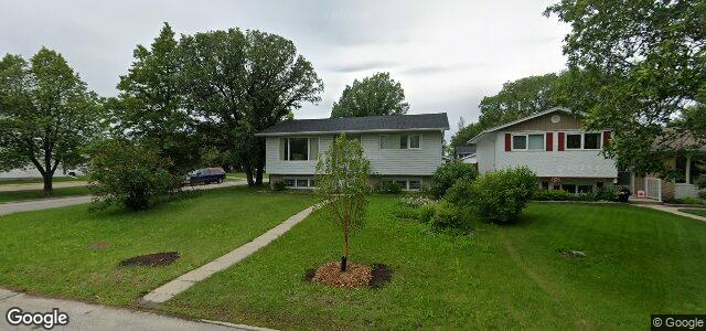 2 Russenholt Street（加拿大曼尼托巴省温尼伯市）房屋照片