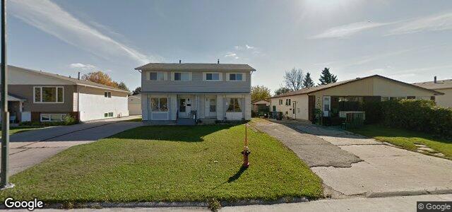 24 Bernadine Crescent（加拿大曼尼托巴省温尼伯市）房屋照片