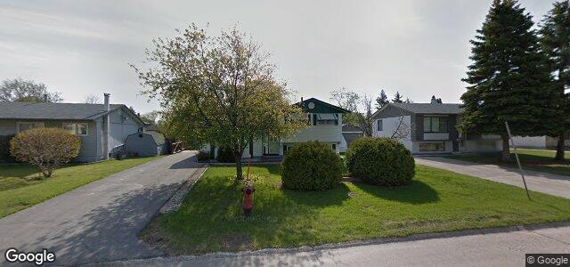 251 Bernadine Crescent（加拿大曼尼托巴省温尼伯市）房屋照片