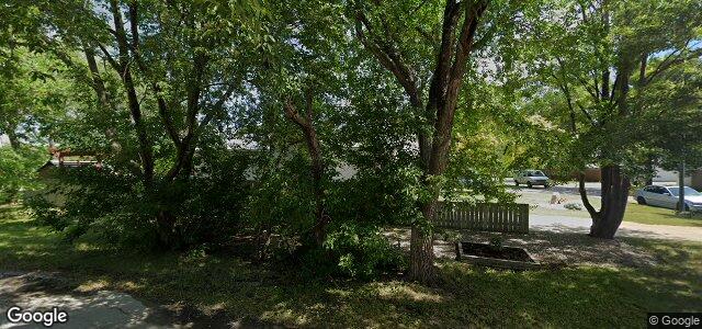 271 Risbey Crescent（加拿大曼尼托巴省温尼伯市）房屋照片