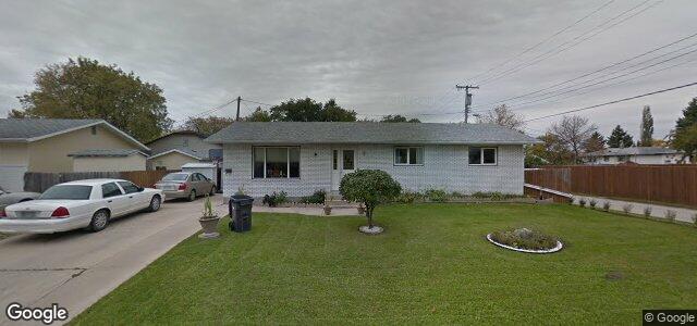8 Dundurand Avenue（加拿大曼尼托巴省温尼伯市）房屋照片