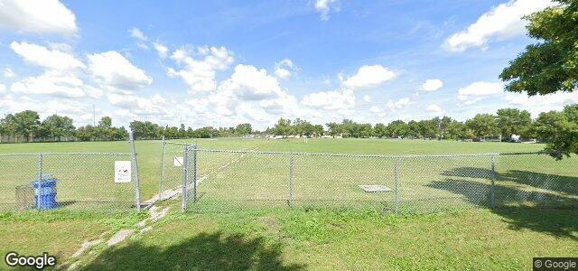 82 Capulet Crescent（加拿大曼尼托巴省溫尼伯市）房屋照片