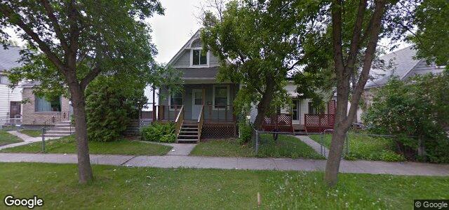 Larawan ng 1004 Aberdeen Avenue sa Winnipeg, Manitoba