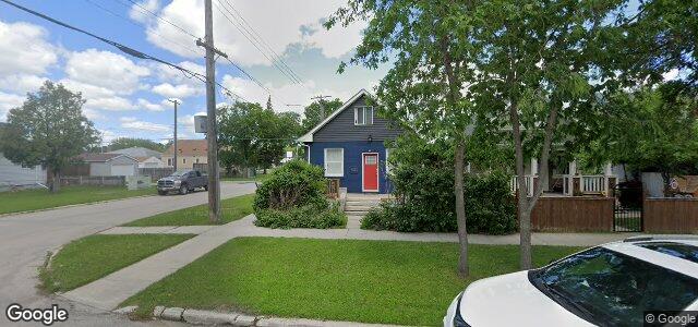 1033 Magnus Avenue（加拿大曼尼托巴省溫尼伯市）房屋照片