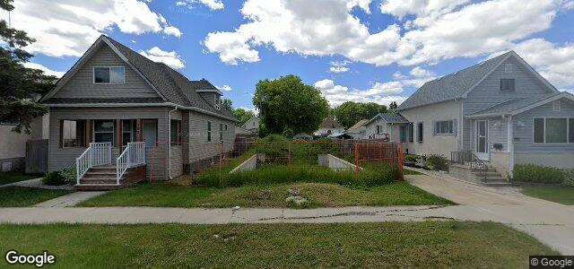 Photo of 790 Magnus Avenue in Winnipeg, Manitoba