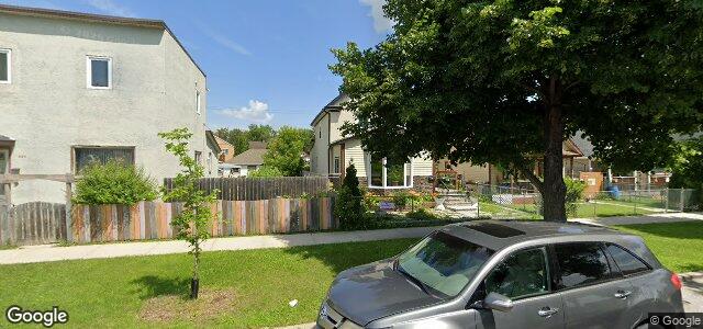 819 Pritchard Avenue（加拿大曼尼托巴省温尼伯市）房屋照片