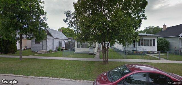 875 Manitoba Avenue（加拿大曼尼托巴省温尼伯市）房屋照片