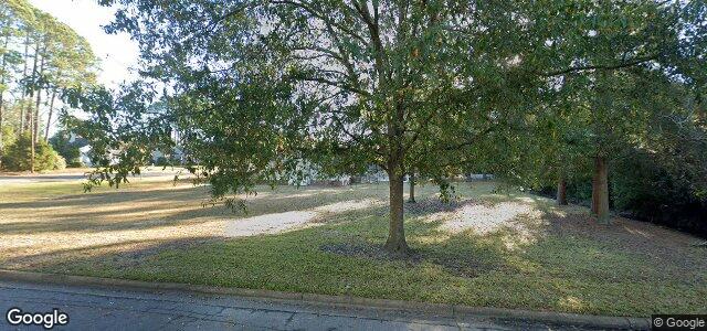 Larawan ng 881 College Avenue sa Winnipeg, Manitoba