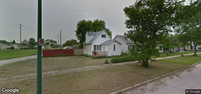 990 Manitoba Avenue（加拿大曼尼托巴省温尼伯市）房屋照片