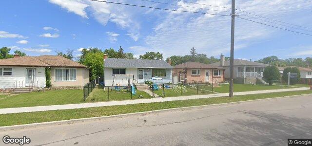 1561 Selkirk Avenue（加拿大曼尼托巴省温尼伯市）房屋照片