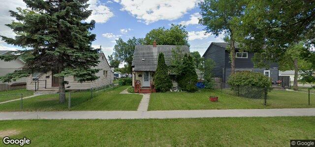 Photo of 1568 Manitoba Avenue in Winnipeg, Manitoba