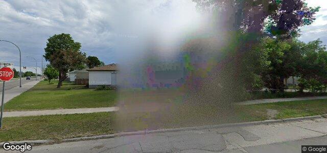 683 Keewatin Street（加拿大曼尼托巴省温尼伯市）房屋照片