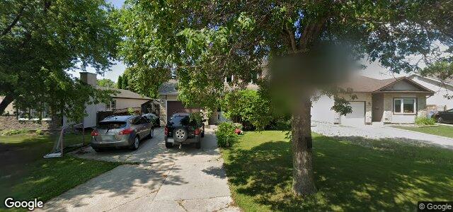 102 Foxborough Road（加拿大曼尼托巴省温尼伯市）房屋照片