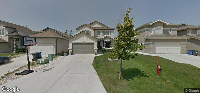 102 Lopuck Bay（加拿大曼尼托巴省温尼伯市）房屋照片