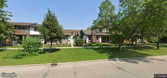 1053 Kildare Avenue E（加拿大曼尼托巴省温尼伯市）房屋照片