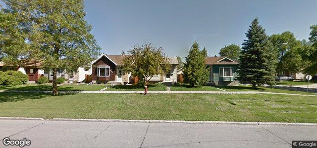 1131 Kildare Avenue E（加拿大曼尼托巴省温尼伯市）房屋照片