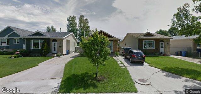 Photo of 127 Zawaly Bay in Winnipeg, Manitoba