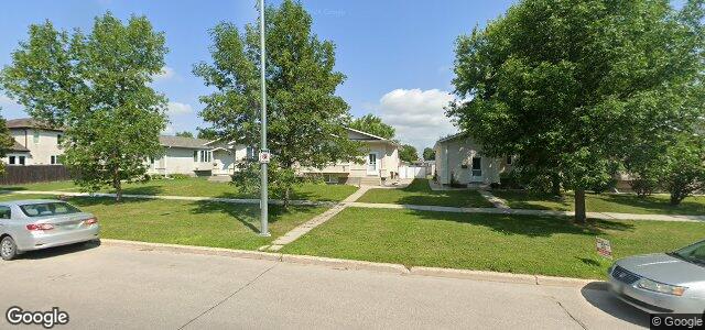 Larawan ng 1277 Kildare Avenue E sa Winnipeg, Manitoba