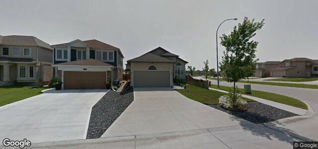 135 Nevens Bay（加拿大曼尼托巴省温尼伯市）房屋照片