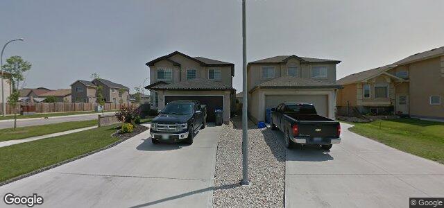 136 Chadwick Crescent（加拿大曼尼托巴省温尼伯市）房屋照片