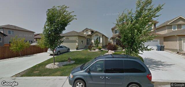 136 Remi Claeys Crescent（加拿大曼尼托巴省温尼伯市）房屋照片