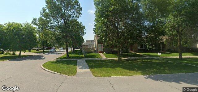 Larawan ng 1376 Kildare Avenue E sa Winnipeg, Manitoba
