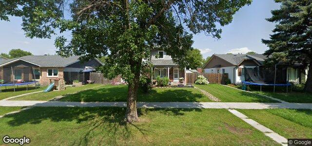 243 St Martin Boulevard（加拿大曼尼托巴省温尼伯市）房屋照片