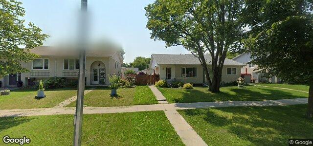 Photo of 256 St Martin Boulevard in Winnipeg, Manitoba