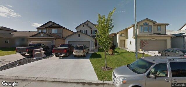 32 Remi Claeys Crescent（加拿大曼尼托巴省温尼伯市）房屋照片