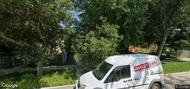 741 Mcmeans Avenue E（加拿大曼尼托巴省温尼伯市）房屋照片