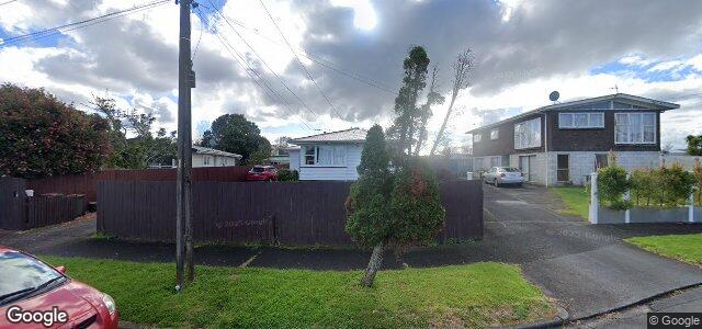 Photo of 8 Chaucer Place in Winnipeg, Manitoba