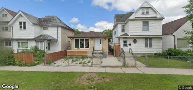 Larawan ng 551 Elgin Avenue sa Winnipeg, Manitoba