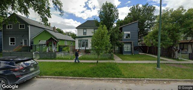 Photo of 588 Ross Avenue in Winnipeg, Manitoba