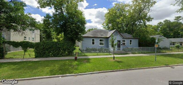 Photo of 618 Ross Avenue in Winnipeg, Manitoba