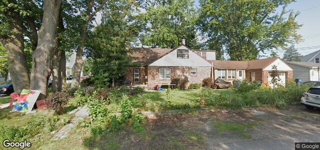 563 Oak Street（加拿大曼尼托巴省温尼伯市）房屋照片