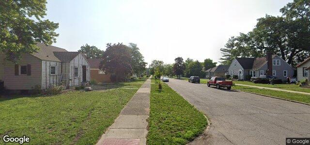 586 Oak Street（加拿大曼尼托巴省温尼伯市）房屋照片