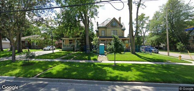 621 Waterloo Street（加拿大曼尼托巴省温尼伯市）房屋照片