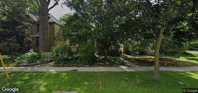 653 Waterloo Street（加拿大曼尼托巴省温尼伯市）房屋照片