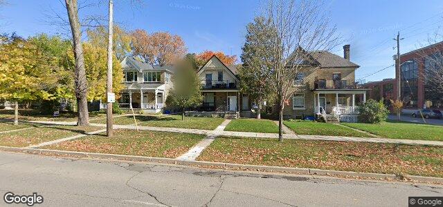 694 Waterloo Street（加拿大曼尼托巴省温尼伯市）房屋照片