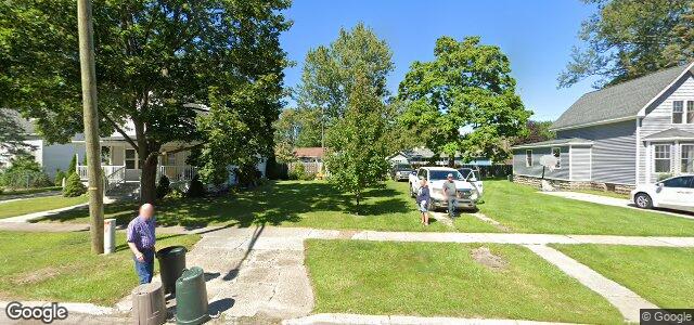 702 Waterloo Street（加拿大曼尼托巴省温尼伯市）房屋照片