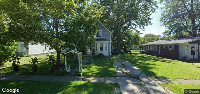 703 Waterloo Street（加拿大曼尼托巴省温尼伯市）房屋照片