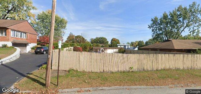 Larawan ng 369 Youville Street sa Winnipeg, Manitoba