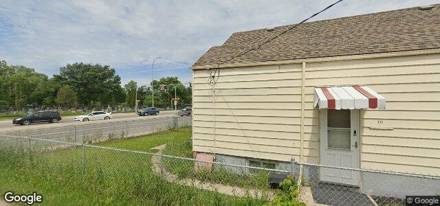 111 Henderson Highway（加拿大曼尼托巴省温尼伯市）房屋照片