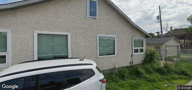 218 Larsen Avenue（加拿大曼尼托巴省温尼伯市）房屋照片